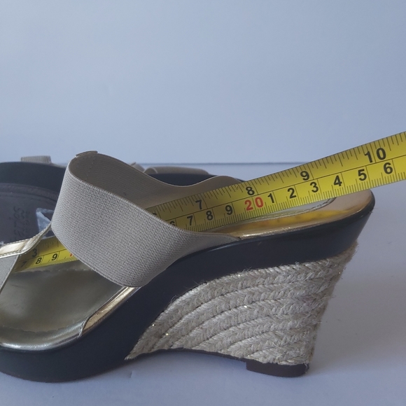 Charles David sandale  Size 8B - Picture 5 of 16